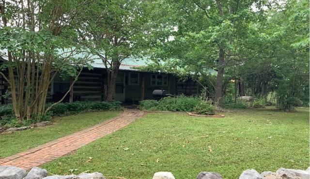 Wits End Ranch - Near Buffalo River