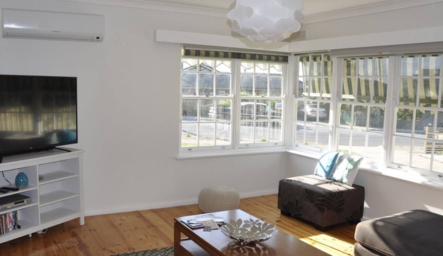 Witton Bluff Cottage