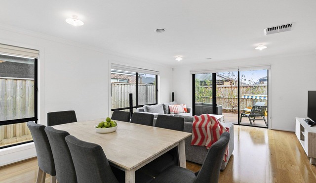 Wiyn Escape: 3 BR, 2 BA House in Torquay, Sleeps 6