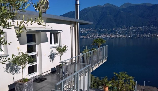 Wohnung an Traumlage mit Tessinerflair by Interhome