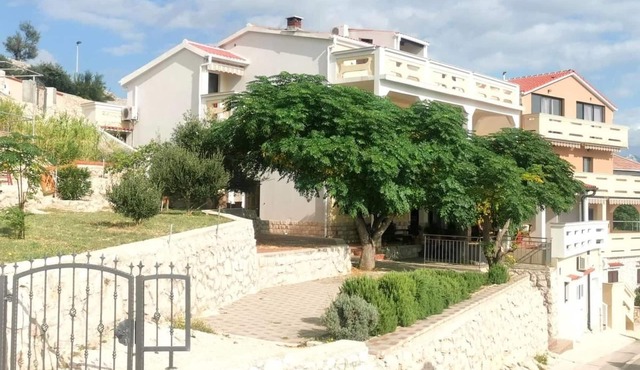 Wohnung Katarina auf der Insel Pag by Interhome