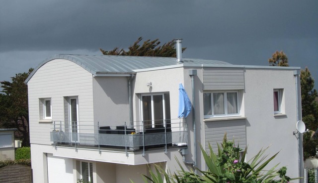 Wohnung mit Meerblick by Interhome