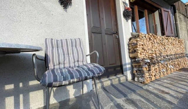 Wohnung mit Parkplatz-terrasse-küche-berg Aussicht