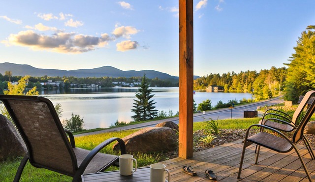 Wolf Jaw Lodge u64 - Lake Views + Main Street