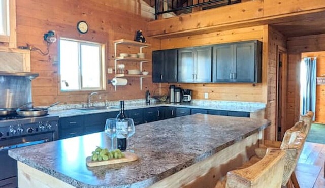 Wolf Springs Ranch, Family Cabin