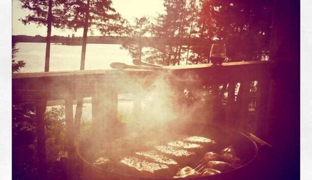 Wolfe Lake Cottage sleeps eight - Nipissing, Ontario, Canada