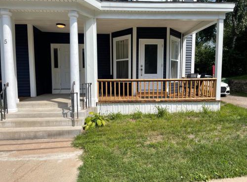 Wolfville Veranda Suite 1 Downtown Vibrancy