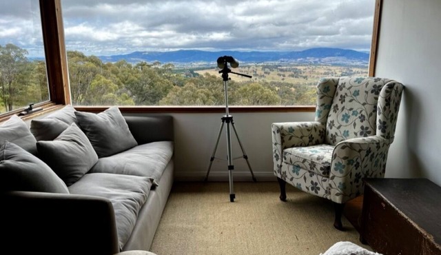 Wombalee Farm - a relaxing country retreat with spectacular views