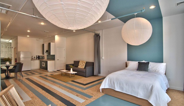 Wonder Honesdale-6 Lofts-19 bed -11 baths–sleeps 36