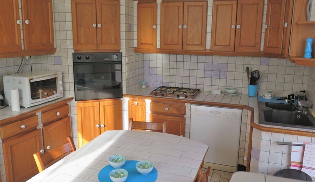 Wonderful private villa for 4 people with WIFI, A/C, TV, terrace, pets allowed and parking