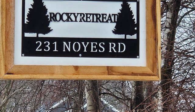 Wonderful 1-bedroom cabin with AC in charming Potsdam on a brook.