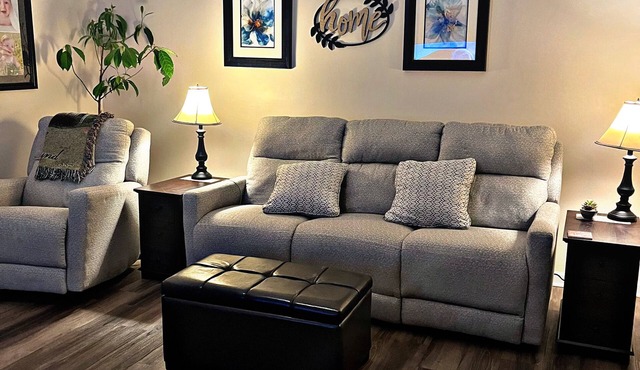 Wonderful 2-bedroom house with AC in cozy Hazel Green