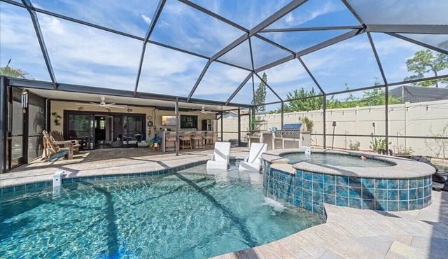 Wonderful 3-bedroom house with AC in peaceful Sarasota