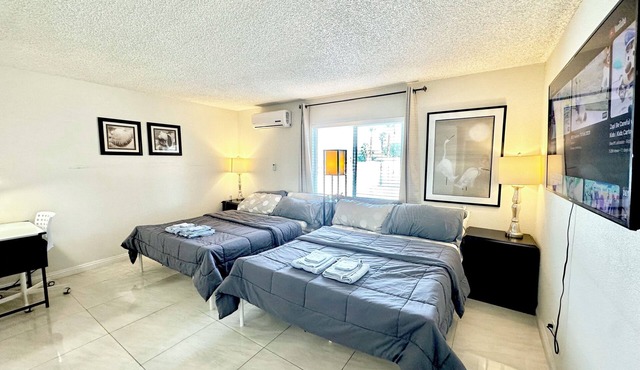 Wonderful 4-bedroom suite in ChinaTown Vegas