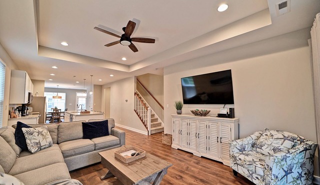 Wonderful 4 bedroom 2.5 bath - Nestled in a quiet Community! Wifi Available, Pool, Beach Trolley!