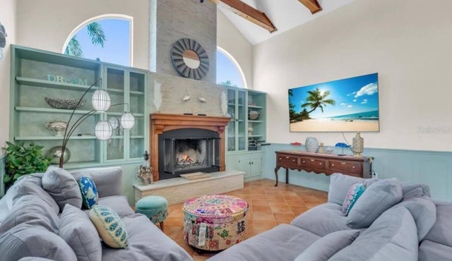Wonderful 4-bedroom villa with AC in charming Terra Ceia