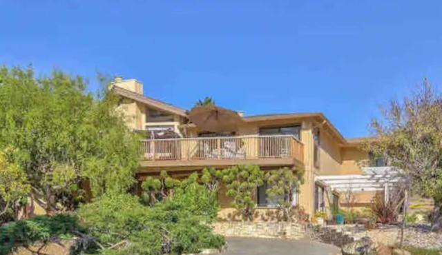 Wonderful 6-bedroom house in peaceful Carmel perfect for families.