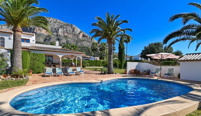 Wonderful and classic holiday house with private pool in Javea, Costa Blanca, Spain for 8 persons