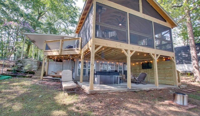 Wonderful and quite home on Lake Guntersville