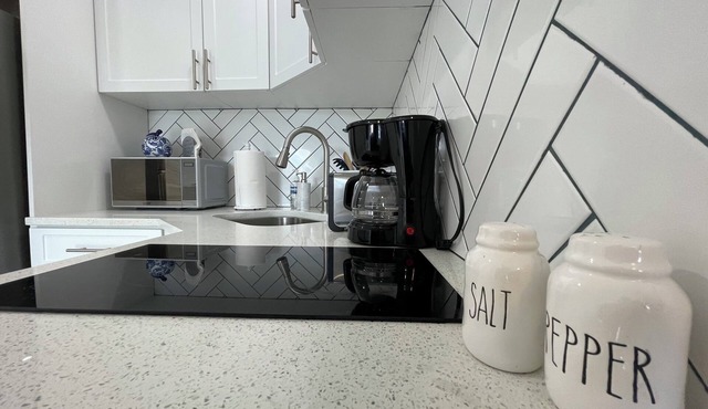 Wonderful apartment near the Airport, Beaches and Downtown