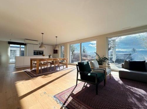 Wonderful Attic Maisonette in Meilen with Stunning Lake Views