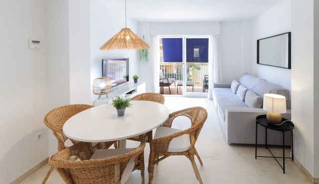 Wonderful charming apartment, just a few metres from the beach - families only