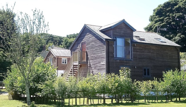 Wonderful child and baby friendly cottage. Near Porthleven, St Ives & Praa Sands