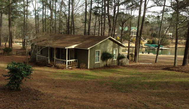 Wonderful Cottage, Perfect Lake View, Lot, Reasonable