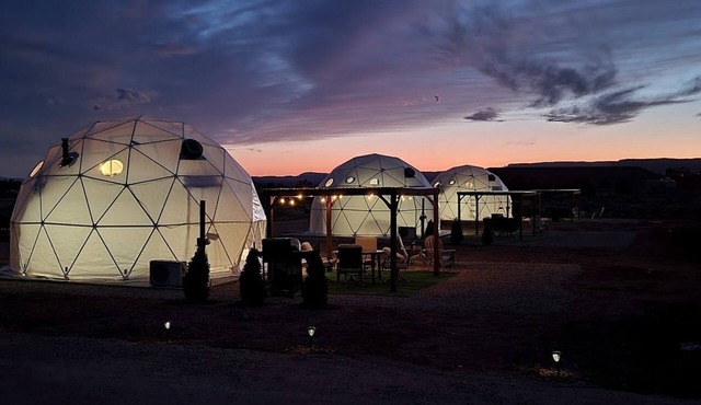 Wonderful Cozy Dome with Barbecue and Fireplace in Kanab, Utah