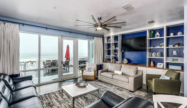 Wonderful Gulf front 4 bedroom luxury townhome with private elevator*