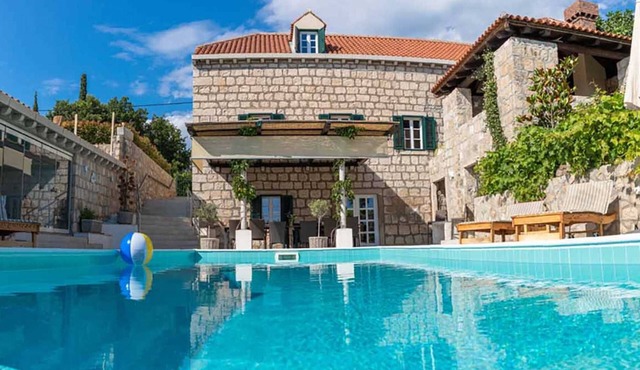 Wonderful heritage stone villa with swimming pool