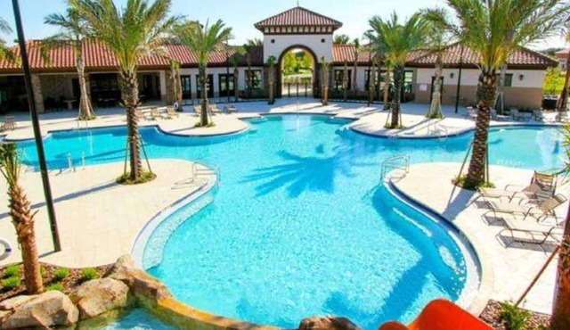 Wonderful house! Grill, Heating pool and Jacuzzi included.