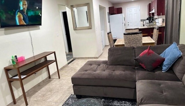 Wonderful House close to airport