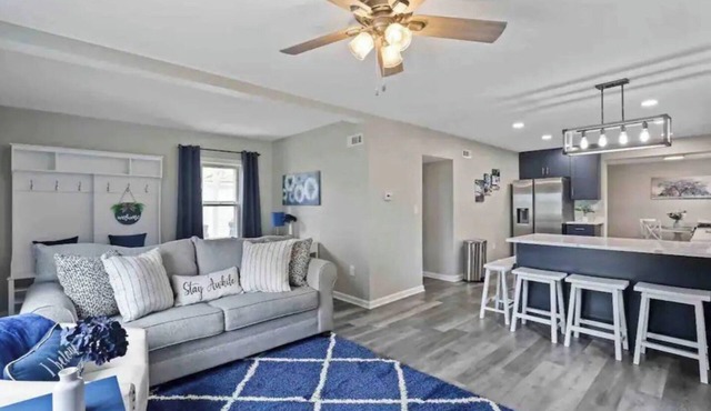 Wonderful in Wood Dale, right by ￼O’Hare airport!