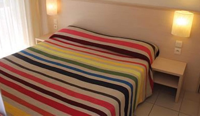 Wonderful La Villa Du Lac - 1 Bedroom apartment sleeps 4 people