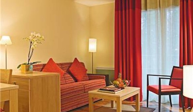 Wonderful La Villa du Lac - One Bedroom, 4 people