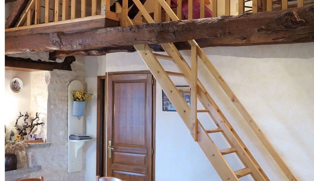 Wonderful private villa for 4 guests with TV, terrace and pets allowed