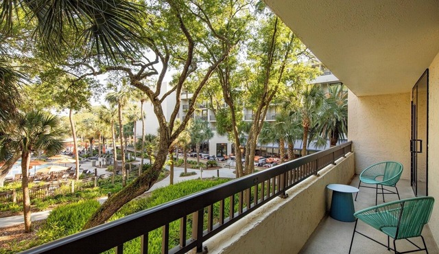 Wonderful Place To Stay! Close to Village at Olde Town Park, Beachfront!