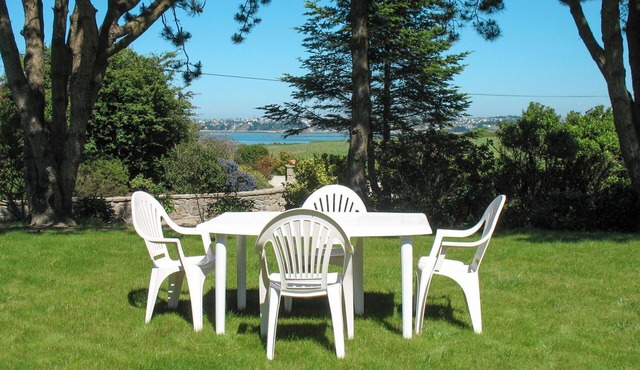 Wonderful private villa for 4 guests with WIFI, TV, terrace and pets allowed