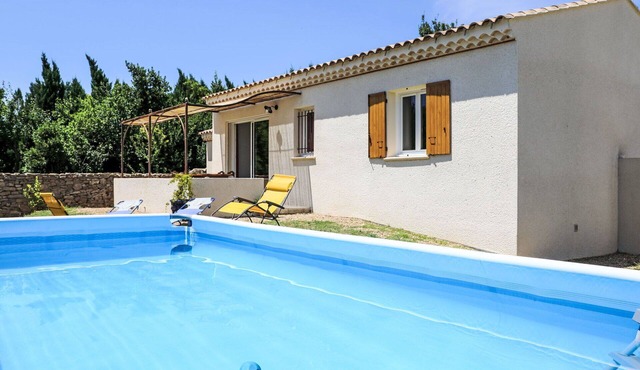 Wonderful private villa for 4 guests with private pool, WIFI, A/C, TV, terrace and parking