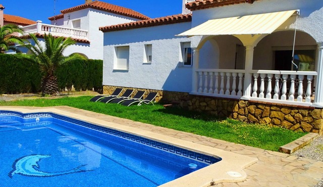 Wonderful private villa with A/C, private pool, WIFI, TV, terrace, pets allowed and panoramic view