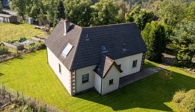 Wonderful private villa for 6 people with WIFI, TV, patio and pets allowed