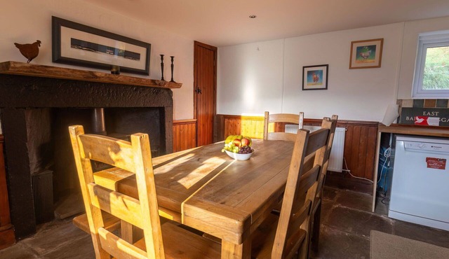 Wonderful private villa for 8 people with TV, patio and parking