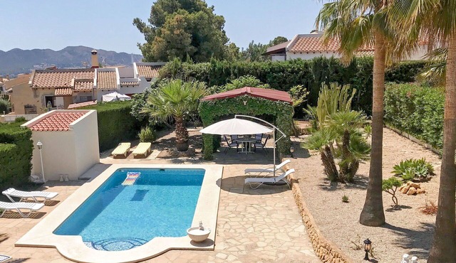 Wonderful private villa for 8 people with A/C, WIFI, private pool, TV, terrace and parking