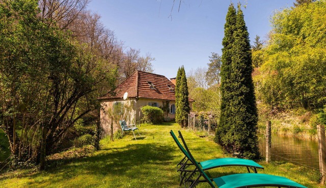 Wonderful private villa for 4 people with TV, terrace and pets allowed