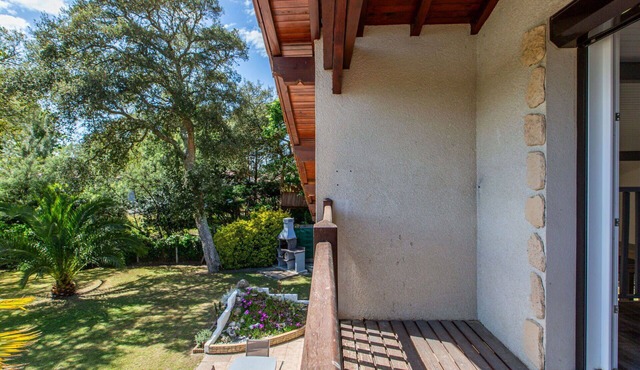 Wonderful private villa for 6 guests with WIFI, TV, terrace and pets allowed