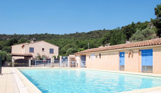 Wonderful private villa for 4 people with pool, TV and terrace