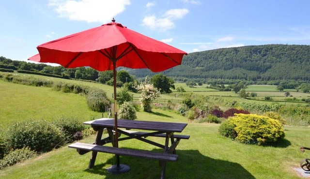 Wonderful private villa for 5 guests with WIFI, TV, panoramic view and parking