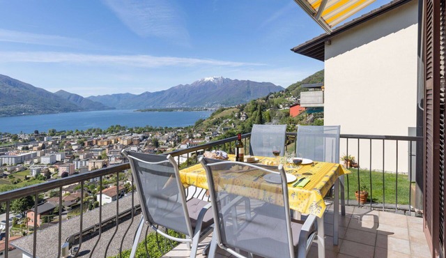 Wonderful private villa for 4 people with WIFI, TV, balcony, pets allowed and panoramic view