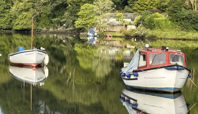 Wonderful private villa for 4 guests with TV and balcony